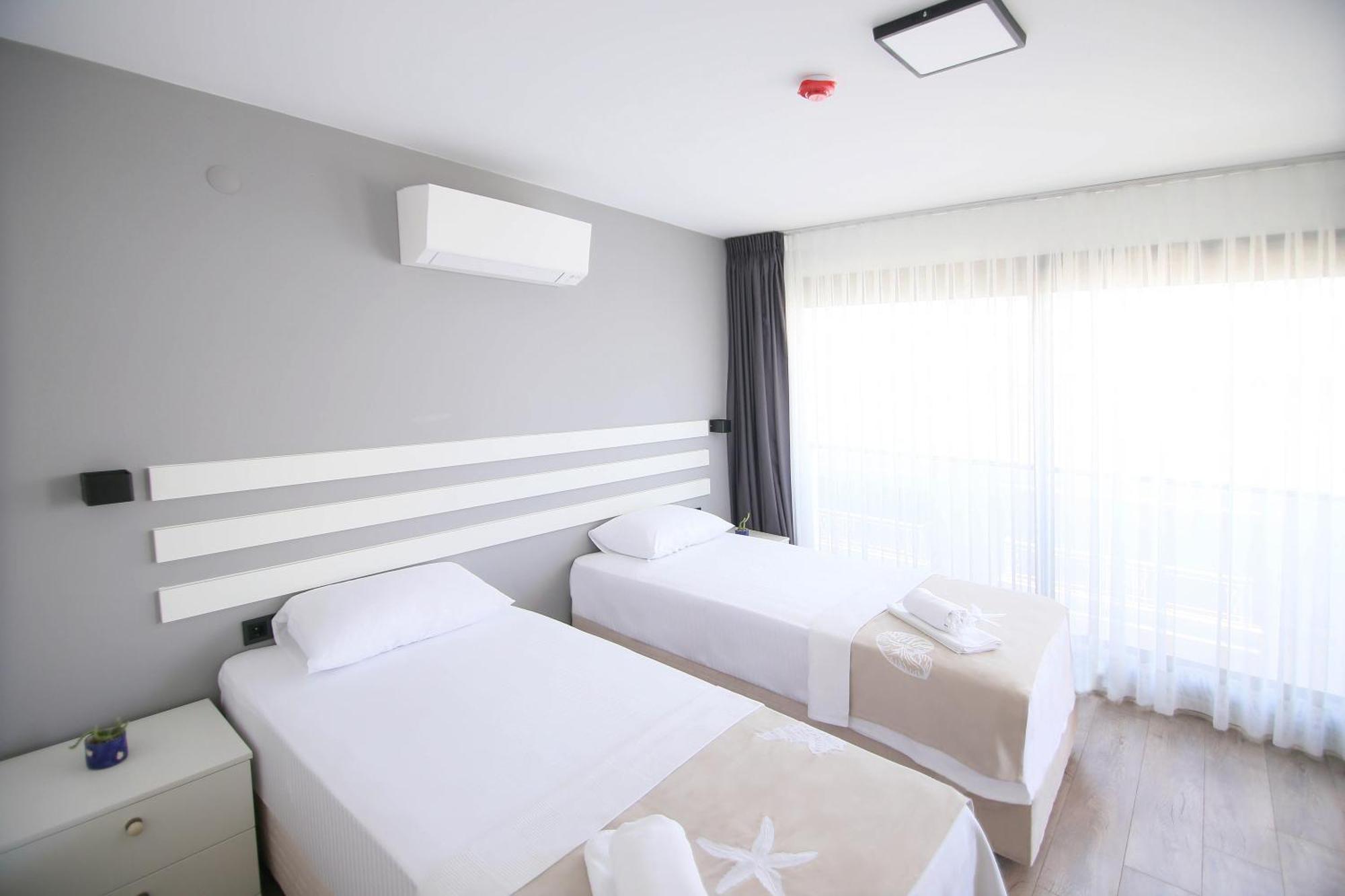 Krem Marin Otel Çeşme Zewnętrze zdjęcie